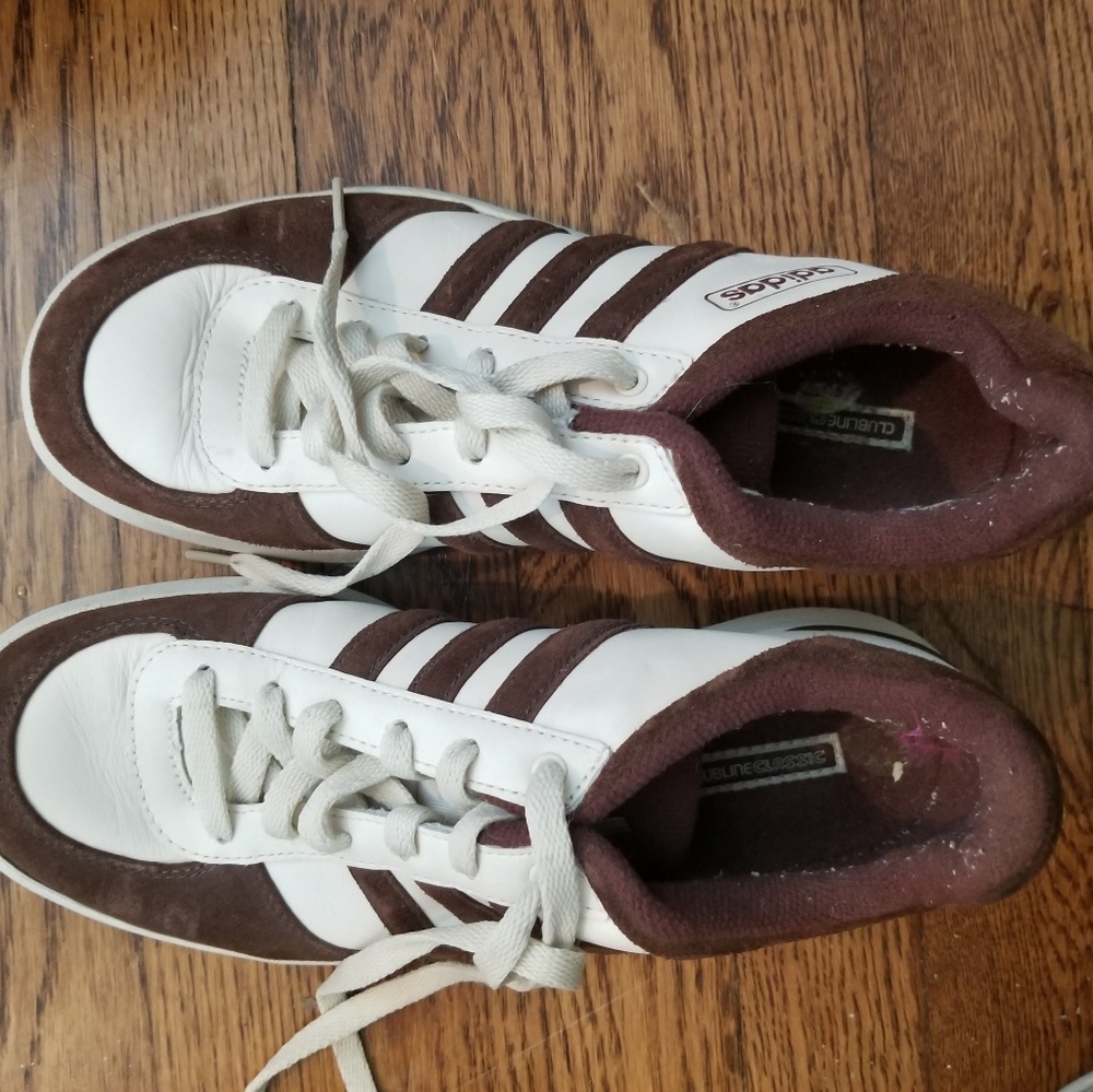 Adidas tennis shoes 9